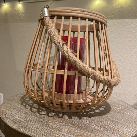 Lantern style Candle holder - Picture 7 of 7